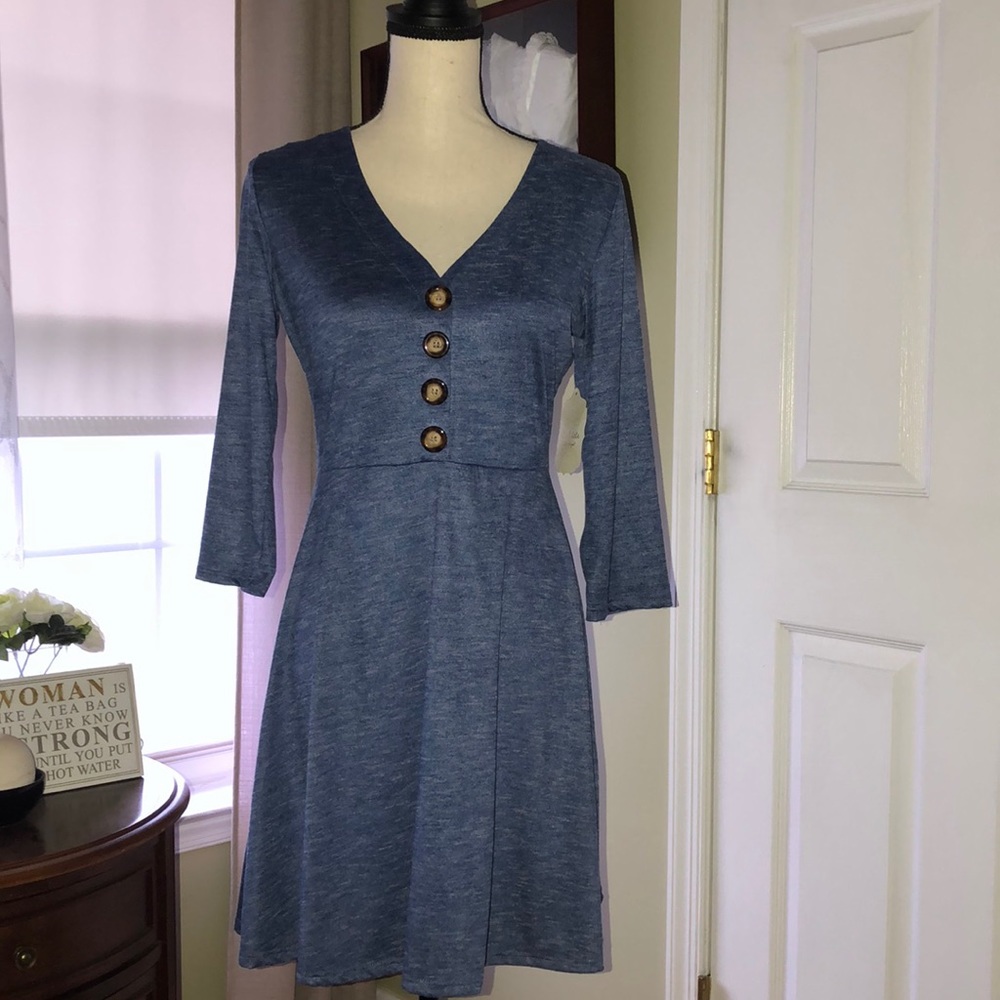 Altar’d State Lexa Dress - Picture 2 of 8